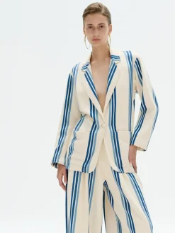 Alamar Blazer