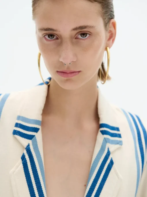 Alamar Blazer